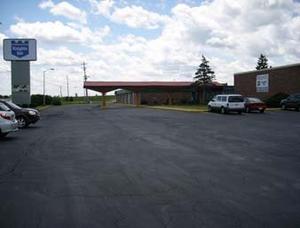 Knights Inn Napoleon Photo Gallery