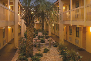 Travelodge by Wyndham Mobile Photo Gallery