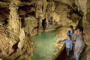 Natural Bridge Caverns Ticket + Hotel Package