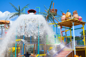 Water Country Hotel & Ticket Package