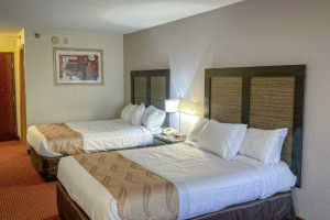 Motel 6 Elkhart, IN Photo Gallery