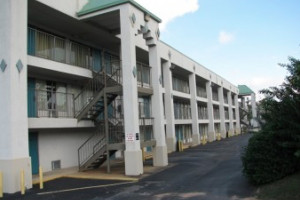 Scottish Inns Jackson, TN Photo Gallery